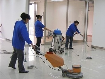 圖 清洗及保潔服務(wù) 以專業(yè)守護(hù)潔凈生活與商業(yè)空間